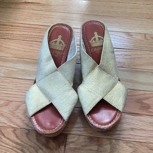 Crown Vintage sandals